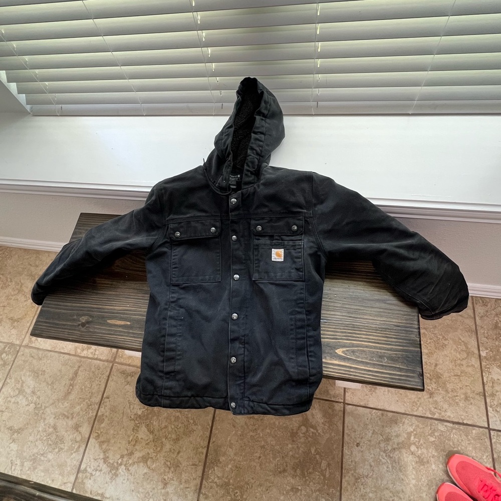 Carhartt Black  Jacket for Ultimate Warmth